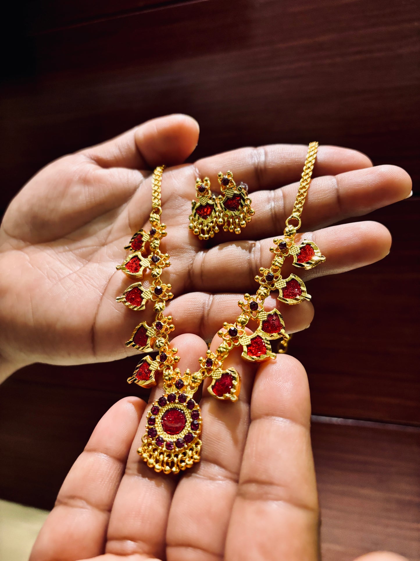 RED Palakka maala (4 leaf)