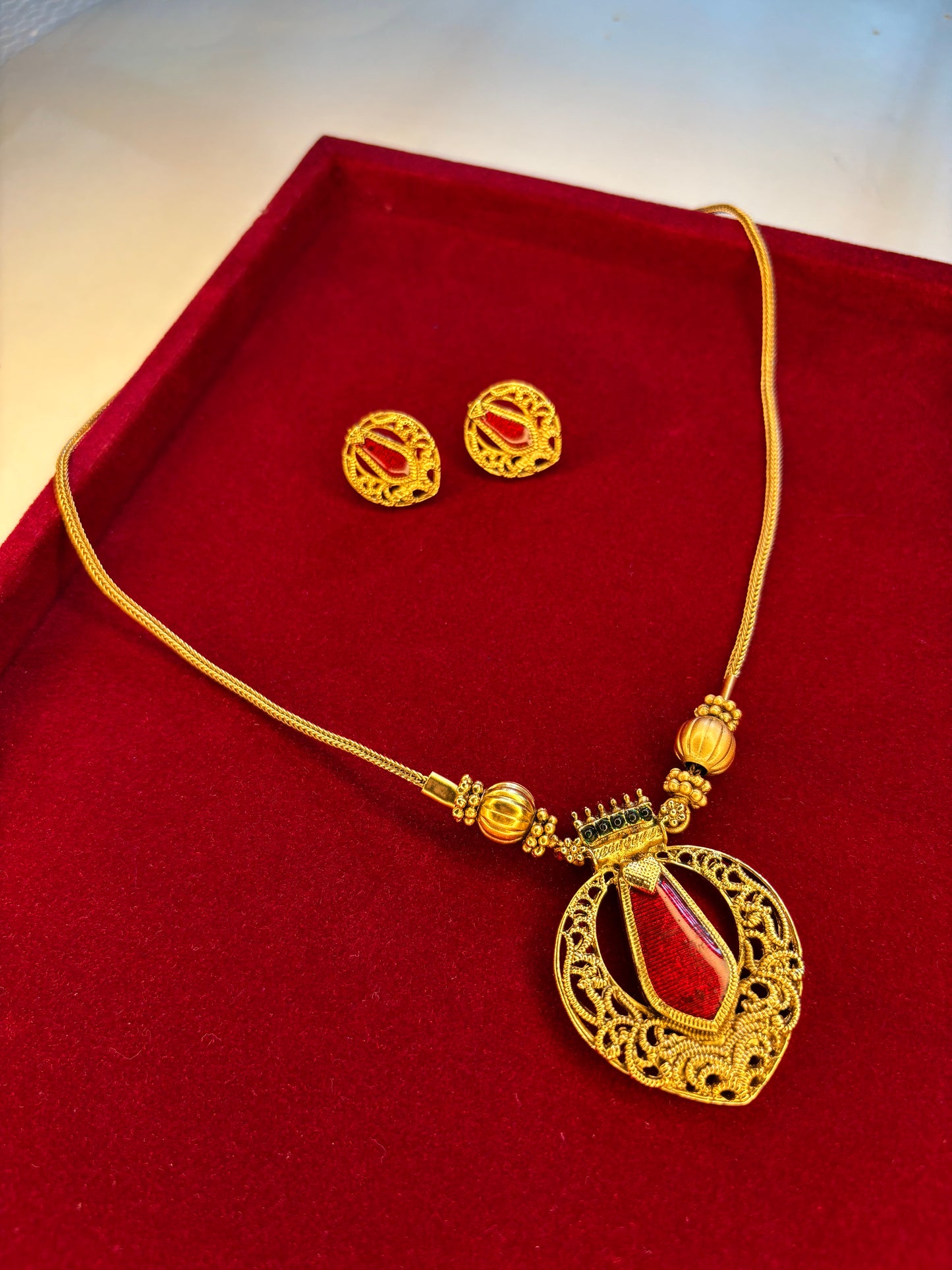 Traditional Antique Pendant Set